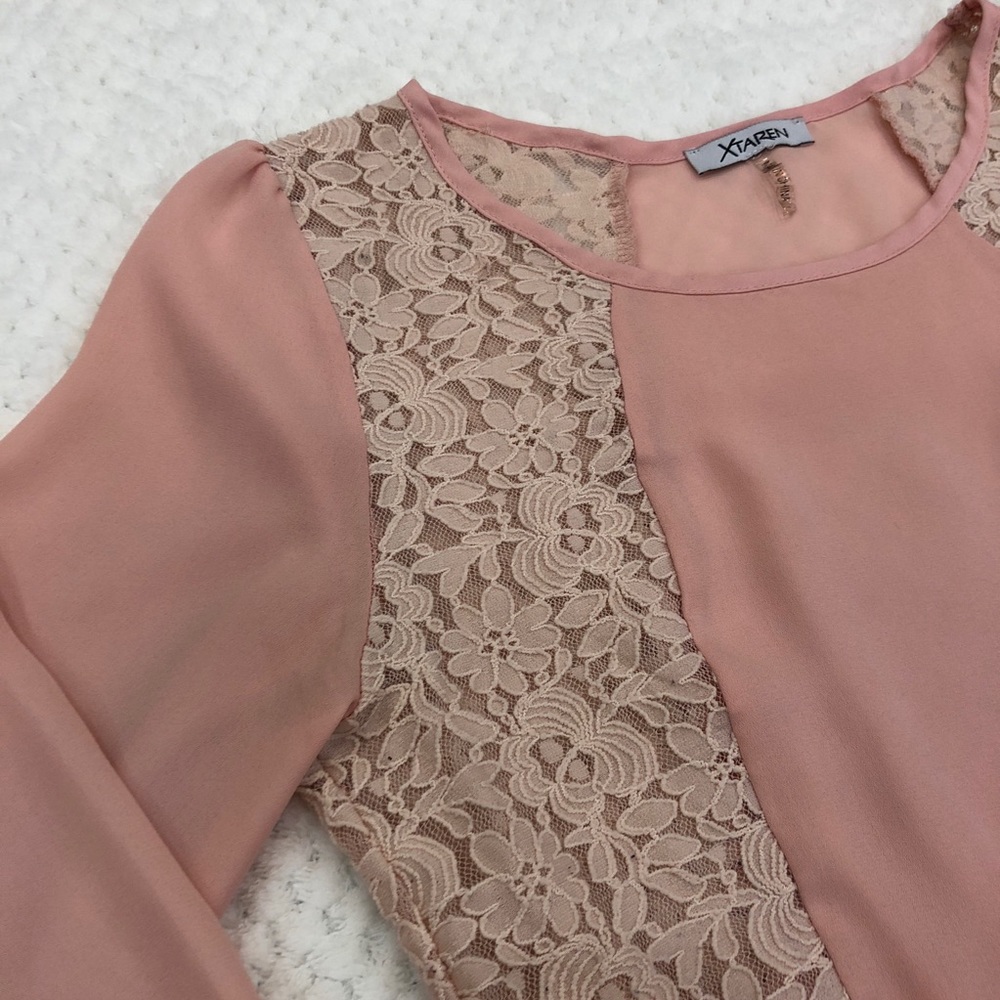 XTAREN Light Pink Top with Lace Detail